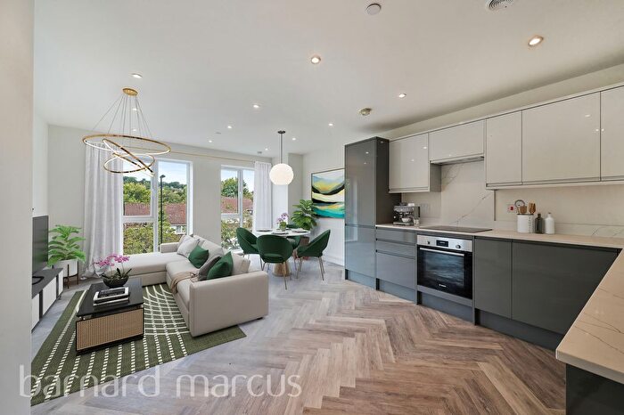 2 Bedroom Flat To Rent In Hyde Road, South Croydon, CR2