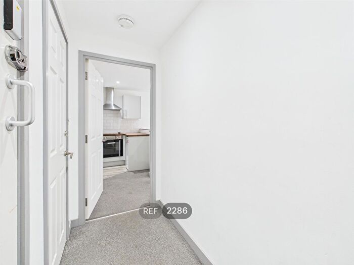 1 Bedroom Flat To Rent In Tivoli House, South Street, HU1
