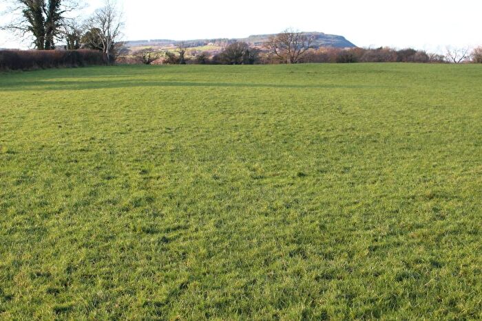 Farm Land For Sale In Church Lane (Clitheroe Road), Mitton, Clitheroe, BB7
