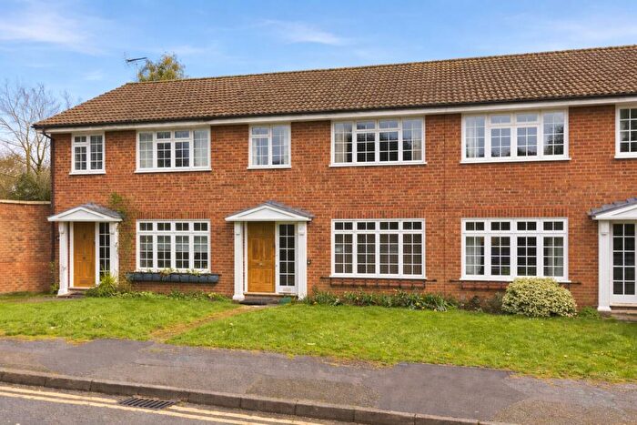 3 Bedroom Terraced House For Sale In Raymer Close, St. Albans, Hertfordshire, AL1
