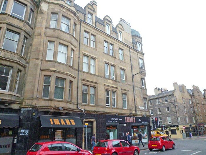 3 Bedroom Flat To Rent In Lochrin Buildings, Edinburgh, Midlothian, EH3