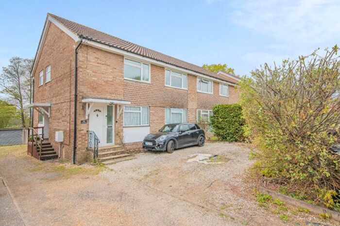 2 Bedroom Maisonette To Rent In Ormond Close, Fair Oak, Eastleigh, SO50