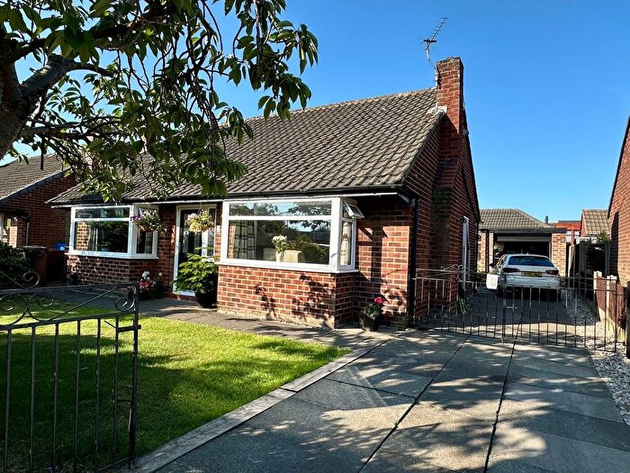 4 Bedroom Detached Bungalow For Sale In Carlton Road, Lowton, WA3