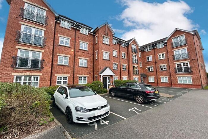 2 Bedroom Apartment For Sale In Fog Lane, Manchester, M19