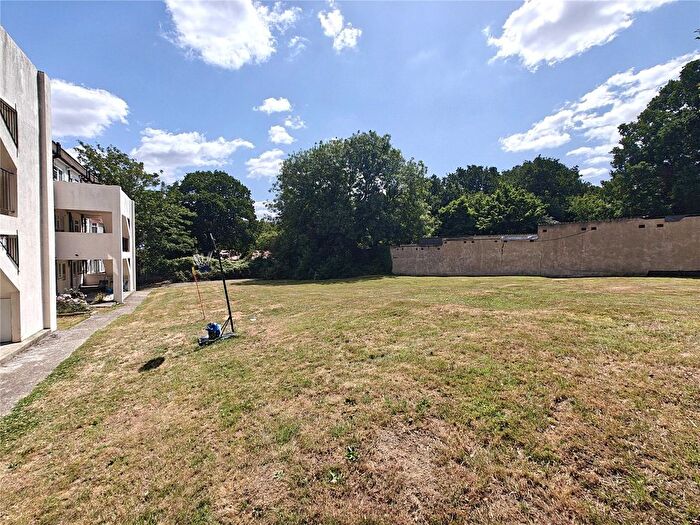 2 Bedroom Flat For Sale In Amblecote Road, Lee, Lewisham, London, SE12