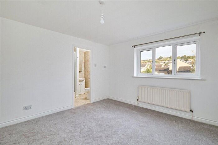 4 Bedroom Detached House For Sale In Oakleigh View, West Lane, Baildon, BD17