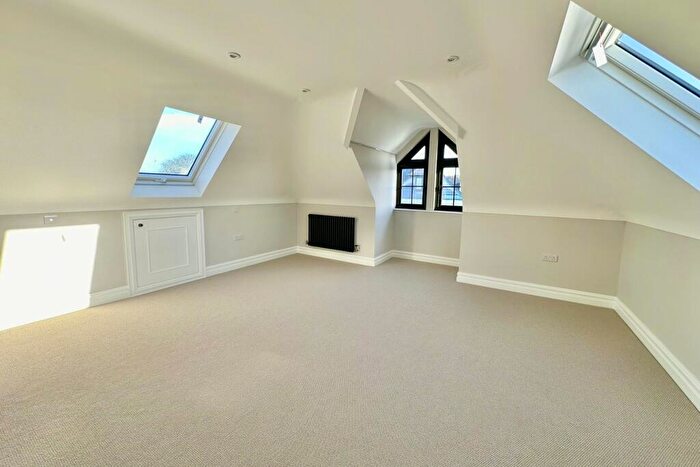 4 Bedroom Detached House For Sale In Pauntley Road, Mudeford, Christchurch, BH23