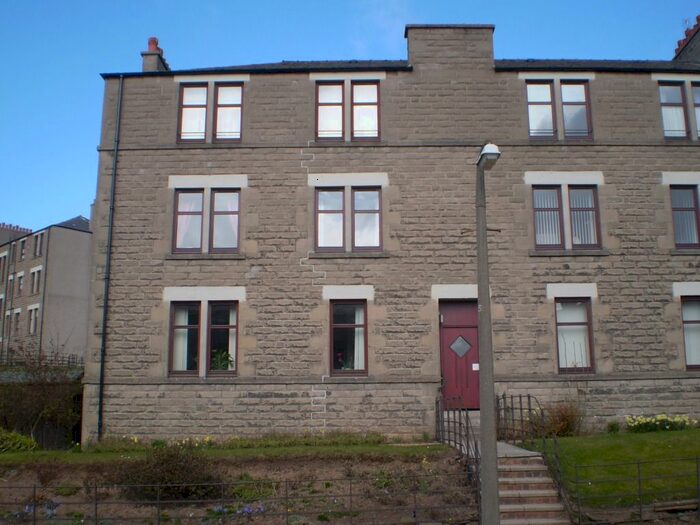 2 Bedroom Flat To Rent In Abbotsford Place, Dundee, DD2