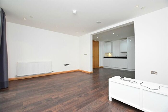 2 Bedroom Flat To Rent In Pinnacle Tower, Fulton Road, Wembley, HA9