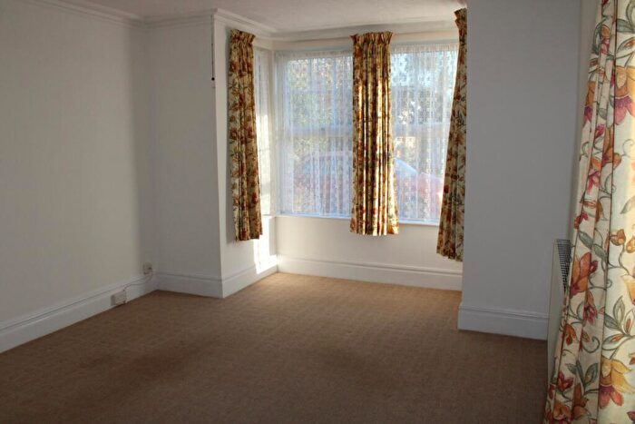 1 Bedroom Flat To Rent In Priory Road, Felixstowe, IP11