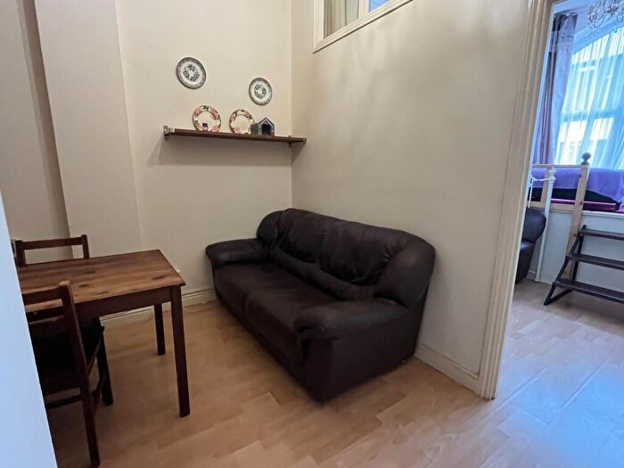 2 Bedroom Flat To Rent In Stanlo House, City Heights, Samuel Ogden Street, Manchester, M1