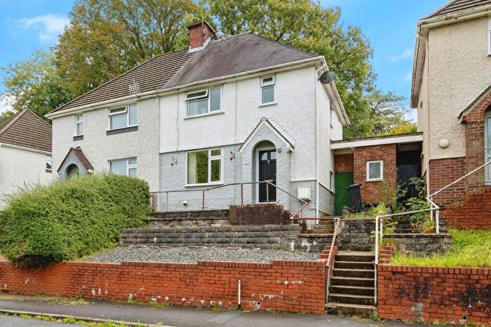 2 Bedroom Semi-Detached House For Sale In Heol Glanllechau, Alltwen, Neath Port Talbot, SA8