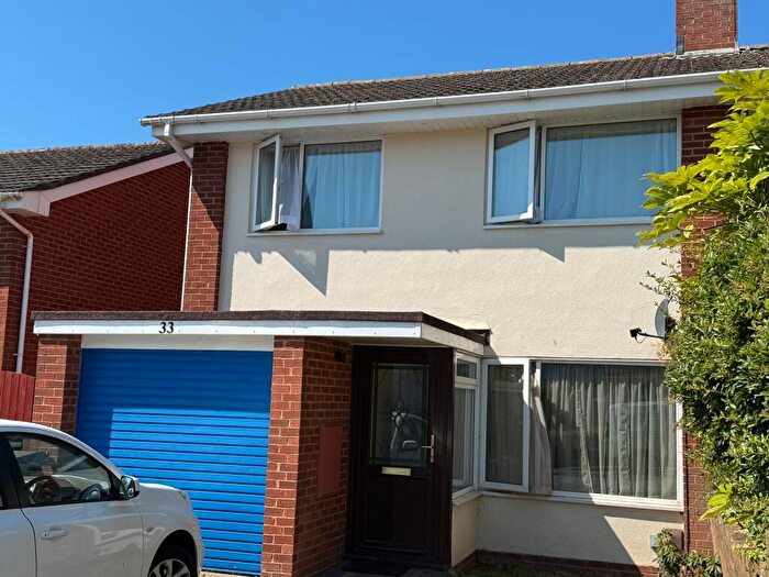 3 Bedroom Property To Rent In Chancel Lane, Exeter, EX4