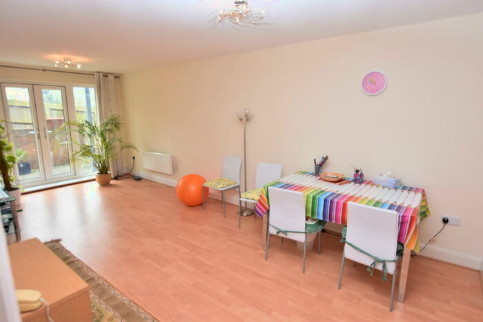 1 Bedroom Property To Rent In Old Watford Road, Bricket Wood, St. Albans, AL2