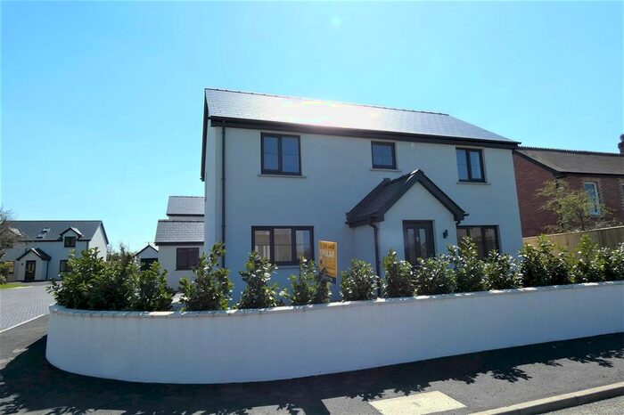 4 Bedroom Detached House For Sale In Clarbeston Road, SA63