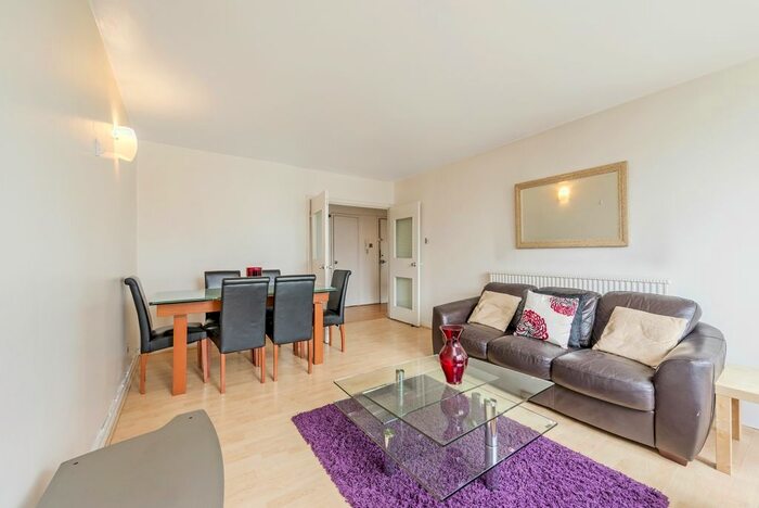 1 Bedroom Flat To Rent In Cambridge Square, London, W2