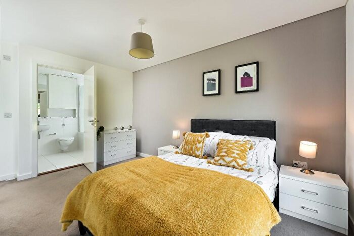 2 Bedroom Flat To Rent In Stoneywood Brae, Aberdeen, Aberdeenshire, AB21