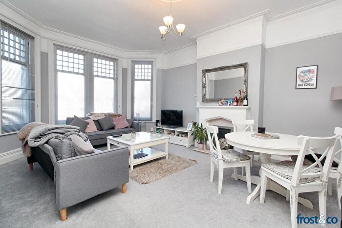 2 Bedroom Flat To Rent In Balmoral Road, Lower Parkstone, BH14