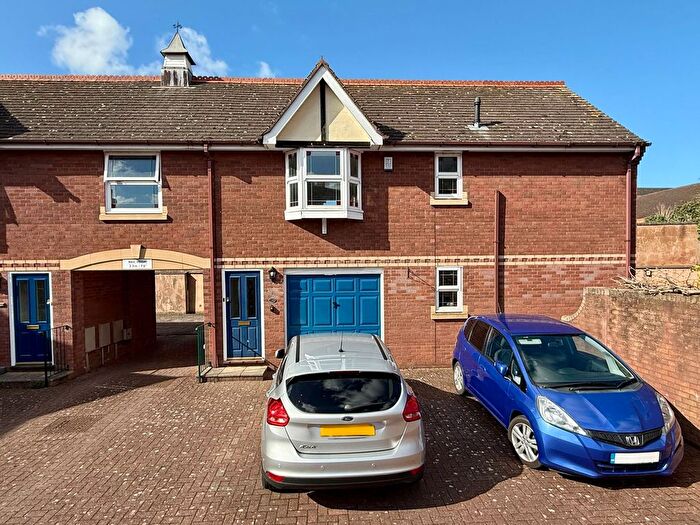 2 Bedroom Property To Rent In St Georges Square, Taunton, TA1