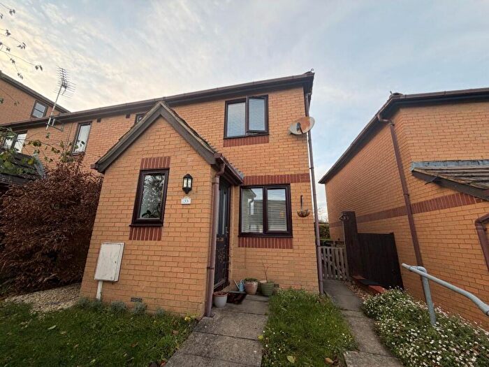 1 Bedroom Cluster House For Sale In Wimborne Crescent, Westcroft, Milton Keynes, MK4