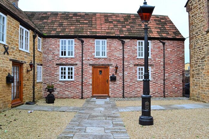 2 Bedroom Cottage To Rent In Martock, Somerset, TA12