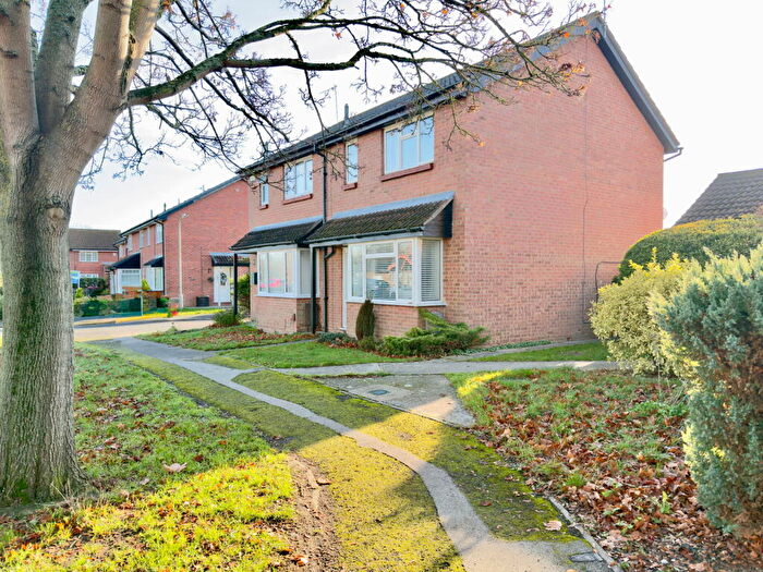 3 Bedroom Semi-Detached House For Sale In Hyde Close, Newport Pagnell, MK16