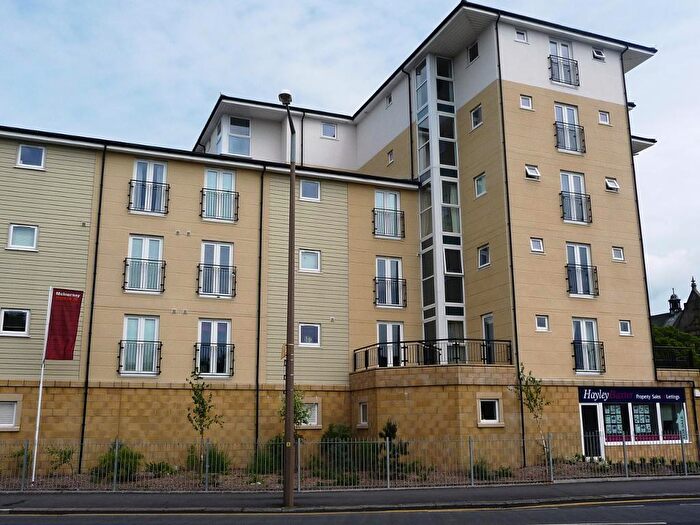 2 Bedroom Flat For Sale In Station Road, Morecambe, LA4