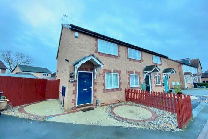 2 Bedroom End Of Terrace House To Rent In Barling Road, Leicester LE5
