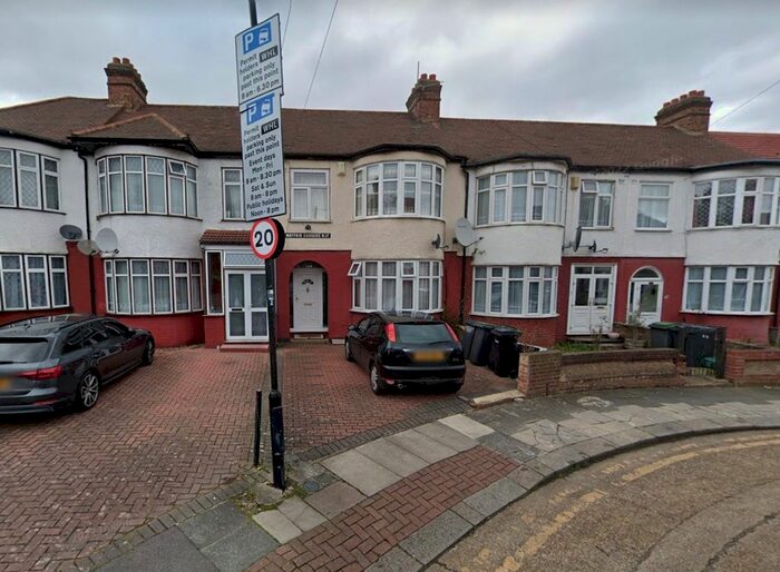 1 Bedroom Flat To Rent In Mayfair Gardens, London, N17