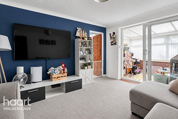 3 Bedroom Terraced House For Sale In Campion Close, Chatham, ME5