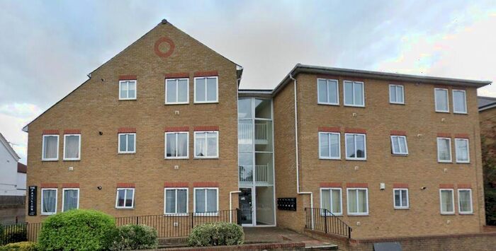 2 Bedroom Flat To Rent In The Pavilion, Gravesend, DA11