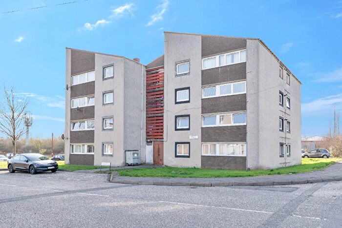 2 Bedroom Flat For Sale In Calder Grove, Edinburgh, EH11