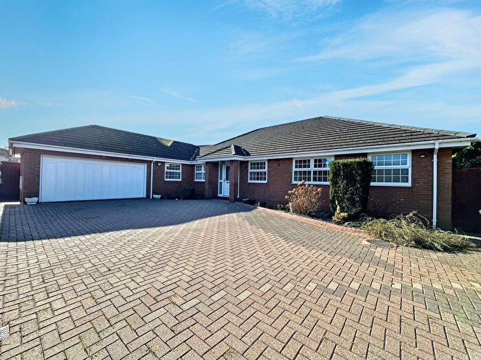 4 Bedroom Bungalow For Sale In St. Stevens Close, Houghton Le Spring, DH4