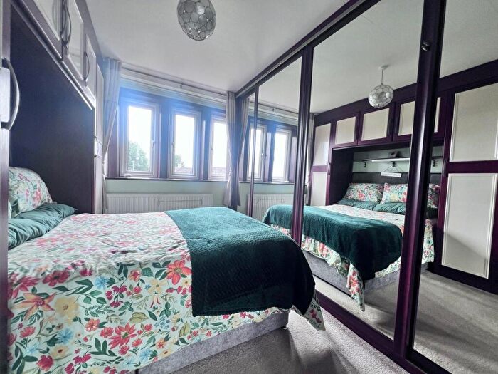 3 Bedroom Terraced House For Sale In Leymoor Road, Golcar, Huddersfield, HD7