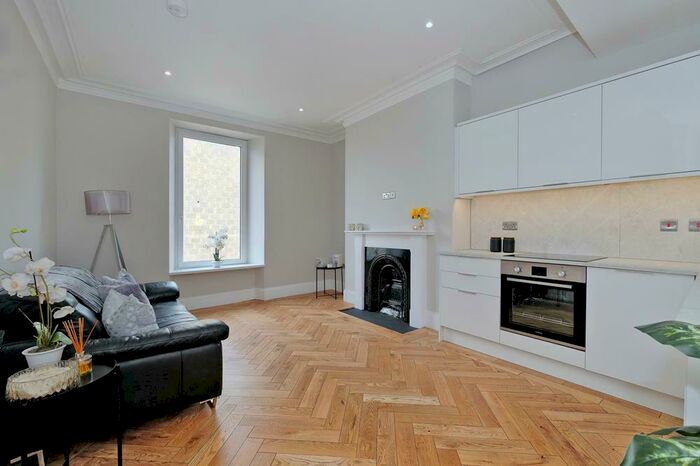1 Bedroom Flat To Rent In Lamond Place, First Right, AB25