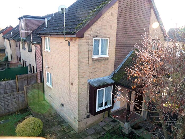 1 Bedroom Terraced House To Rent In Lancelot Close, Crawley, RH11