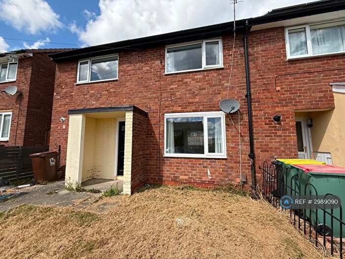 2 Bedroom Terraced House To Rent In Crosby Place, Preston, PR2