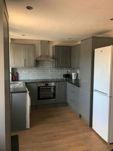 4 Bedroom Terraced House To Rent In Mount Road, Chatham, Medway, ME4