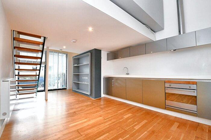 2 Bedroom House For Sale In Reservoir Street, Salford, M6