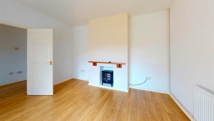 3 Bedroom Detached Bungalow To Rent In School Road, Bryncethin, Bridgend, CF32