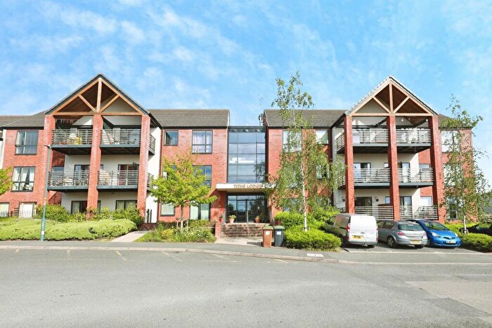 2 Bedroom Apartment For Sale In Little Park, Southam, CV47