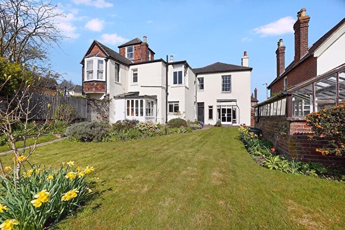5 Bedroom Property For Sale In Whitstable Road, Canterbury, CT2