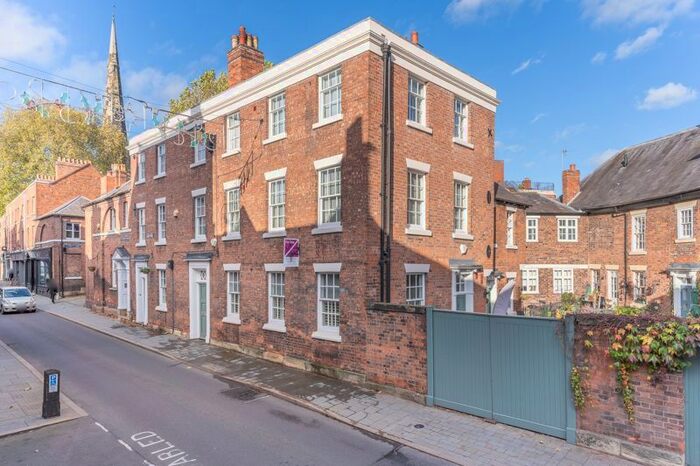 3 Bedroom Town House To Rent In Kenneth Court, Dogpole, Shrewsbury, SY1