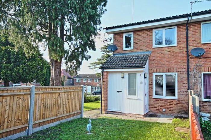 1 Bedroom Terraced House To Rent In Mount Hermon Road, Woking, GU22