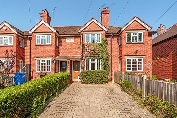 3 Bedroom Terraced House For Sale In Golden Ball Lane, Maidenhead, SL6