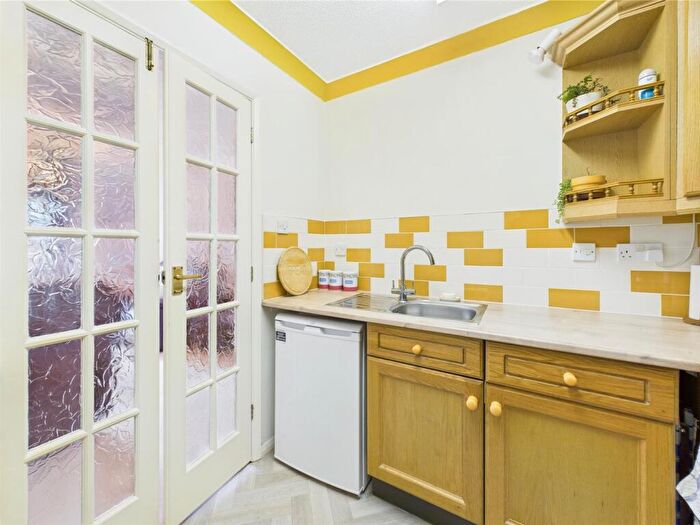 1 Bedroom Apartment For Sale In Ashdown Court, Cromer, NR27