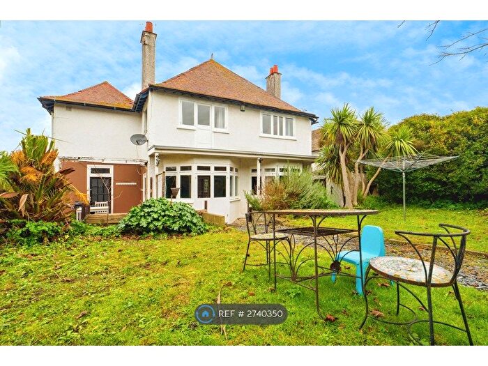 6 Bedroom Detached House To Rent In Percy Ave.Kingsgate, Broadstairs, CT10