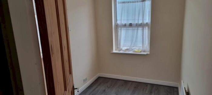 4 Bedroom Terraced House To Rent In Willow Brook Road, Leicester, LE5
