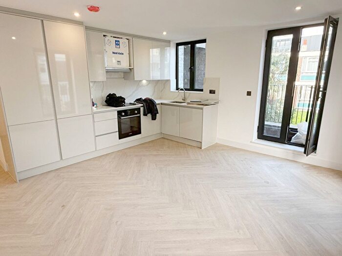3 Bedroom Flat To Rent In Balvinder Apartments, Barnabas Road, London, E9