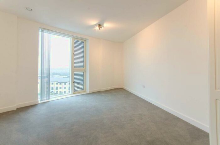 2 Bedroom Flat To Rent In Henry Darlot Drive, Mill Hill, London, NW7